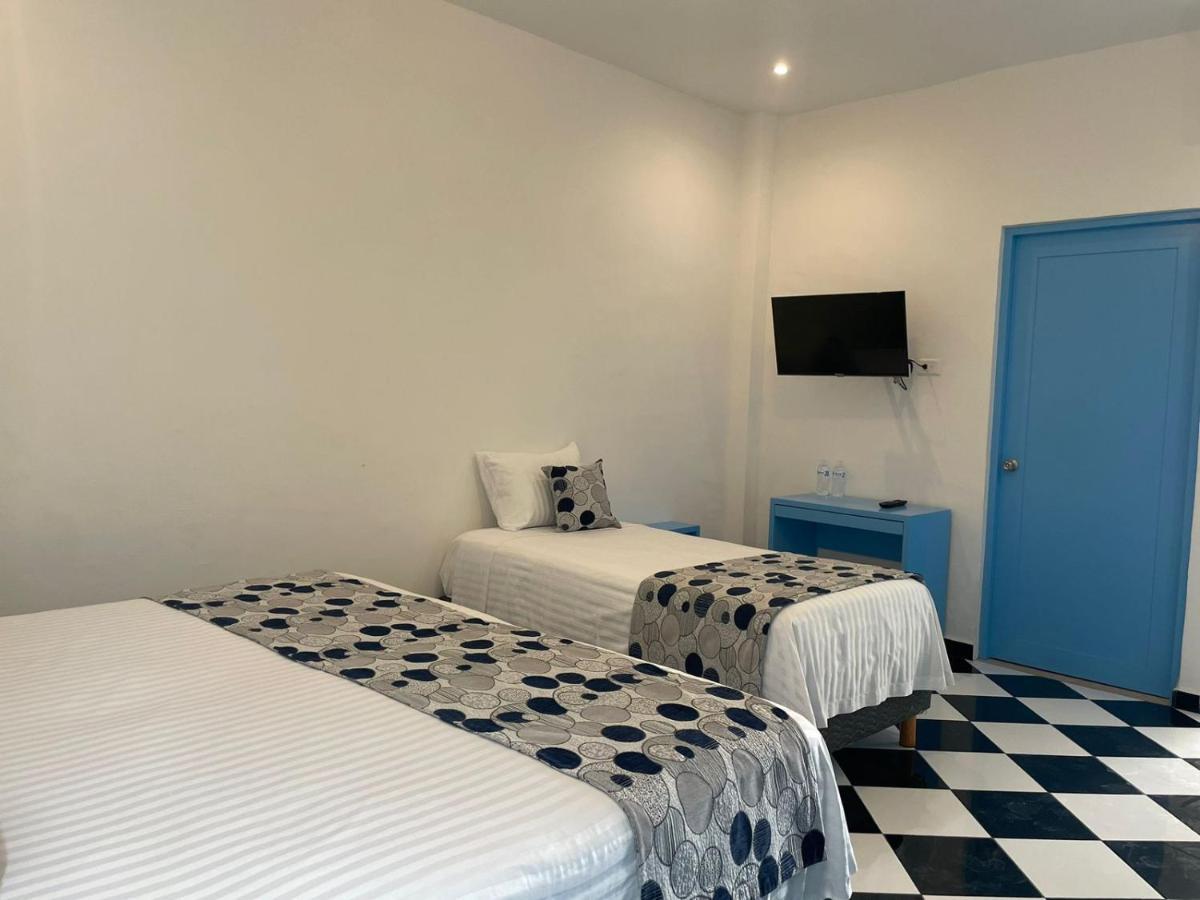 Hotel Winday A 4 Calles De La 5a Avenida