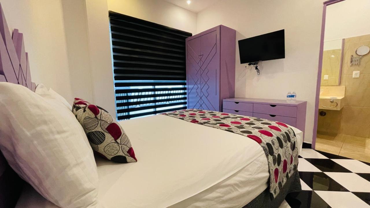 Hotel Winday A 4 Calles De La 5a Avenida 3*
